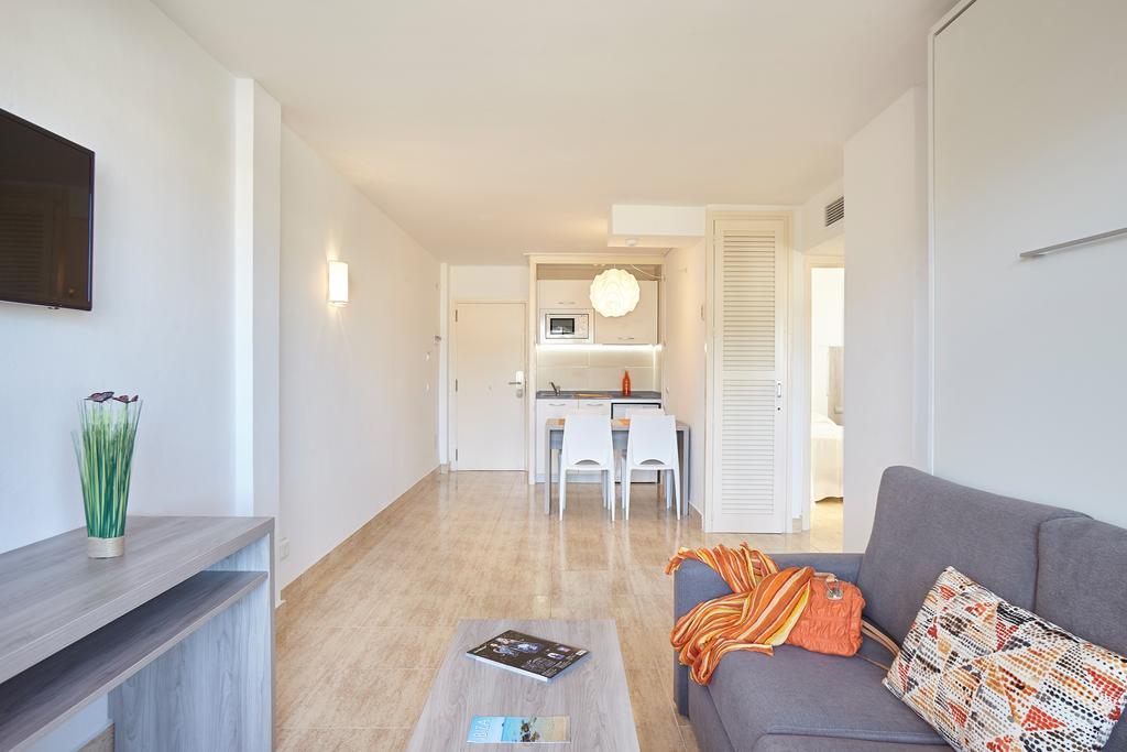 Apartamentos Mar I Vent (Adults Only) Sant Antoni de Portmany Exterior foto